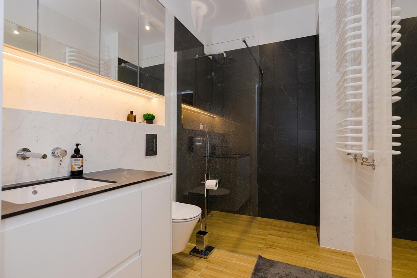 Holzera Prestige Apartment Warsaw